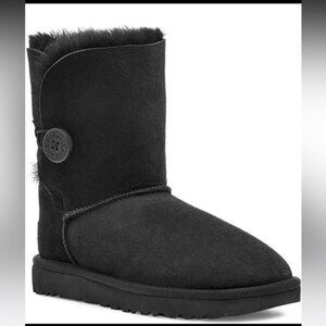 Ugg Bailey Button II Black Suede Water-Repellent Boots Sheepskin Roll Top Sz 10